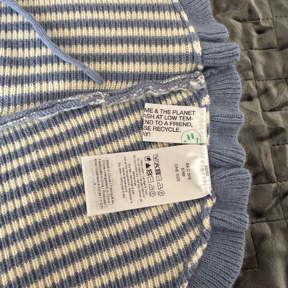GANNI Striped Ruffled Wool & Cashmere Blend Collar NWT - Picture 5 of 10